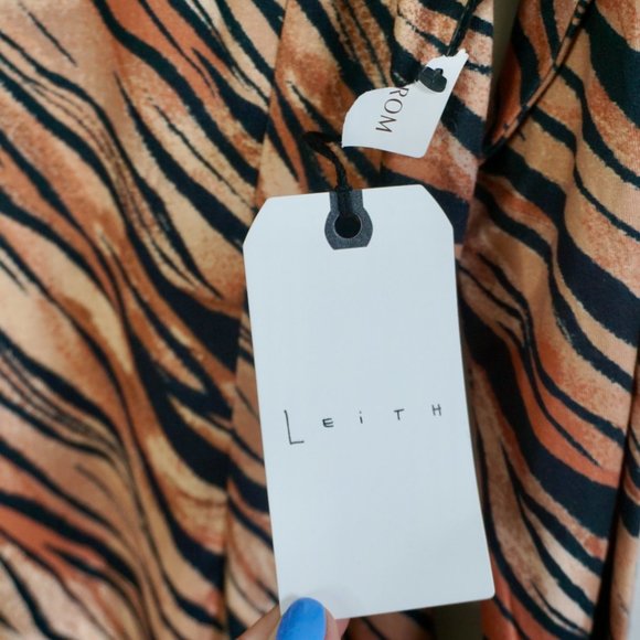 NEW Leith Long Sleeve Minidress - Tiger Print Sz M - Picture 4 of 9